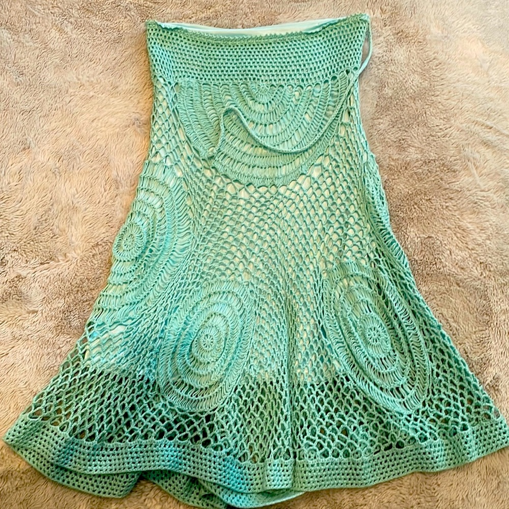 Teal crochet knee length boutique skirt. Size small.